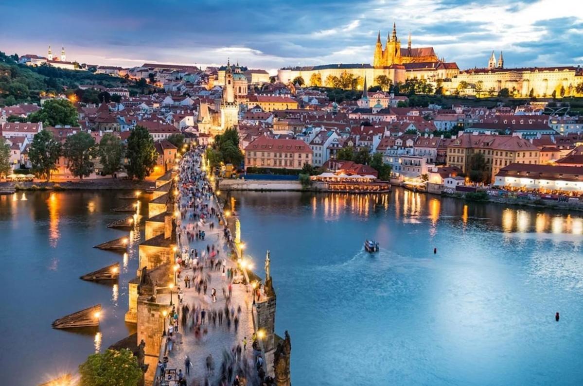 Family Arena Lejlighed Prag